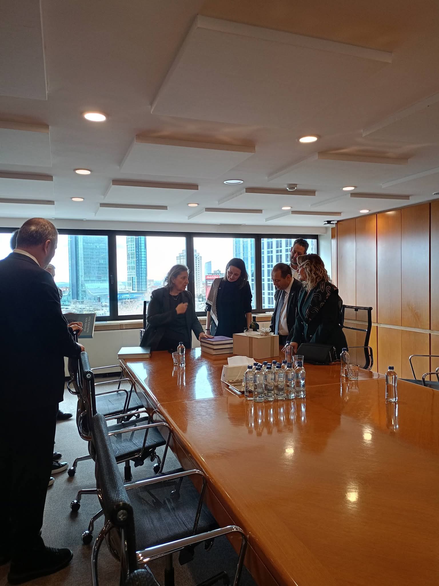 Çanakkale Sanayici ve İş İnsanları Derneği'nden  Kale Grubu ile Güçlü İş Birliği Ziyareti Programı